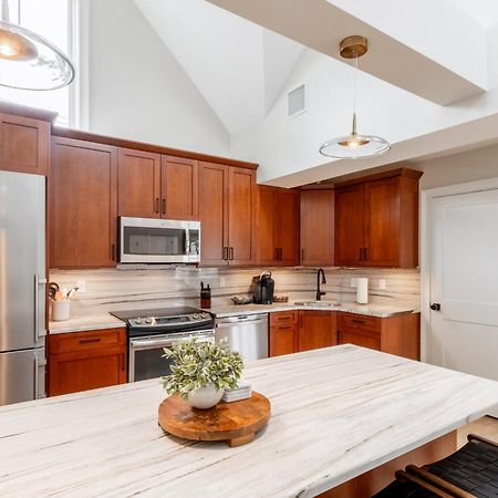 The Newport Lofts - 543 Thames Street Appartement Buitenkant foto